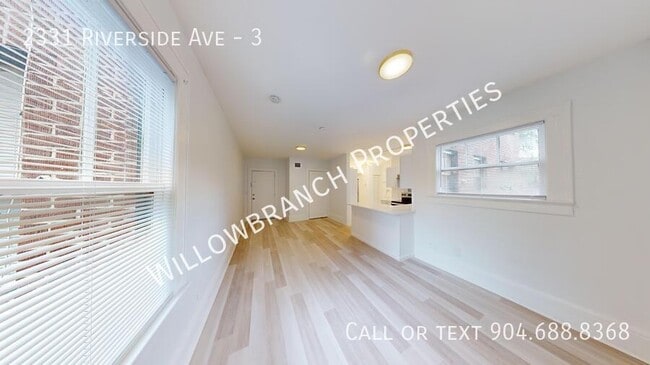 Building Photo - 2331 Riverside Ave