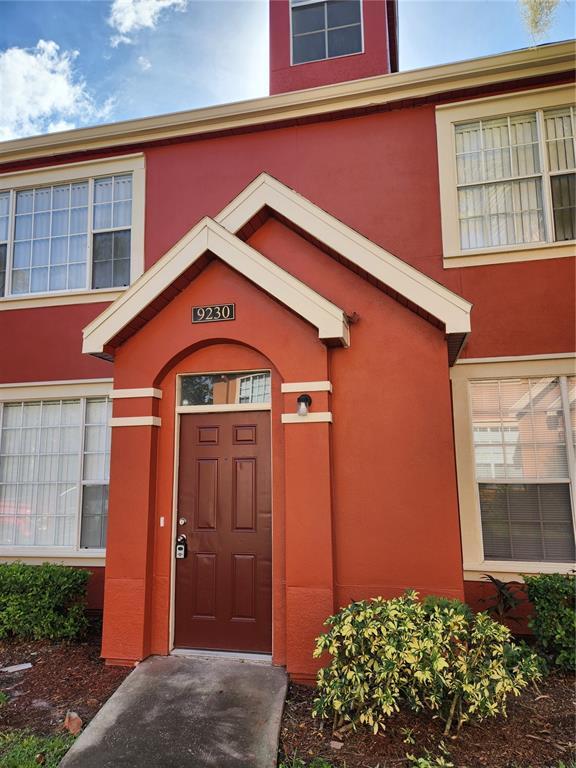 Foto del edificio - 9230 Lake Chase Island Way