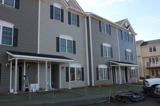 Building Photo - 2883 Congers Creek Rd