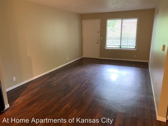 Building Photo - 5939 Outlook St