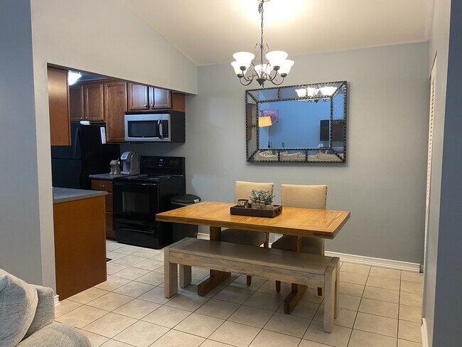 Building Photo - 3069 Alpine Ter