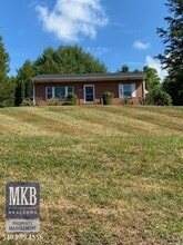 Building Photo - 6099 Franklin Rd