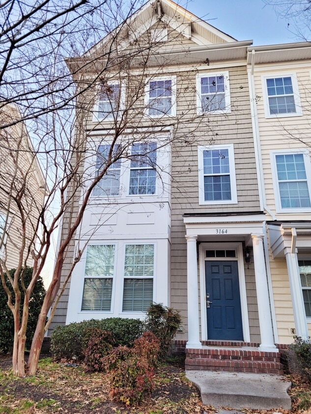 3164 Greenwood Dr Unit 3164, Portsmouth, VA 23701 Condo for Rent in Portsmouth, VA