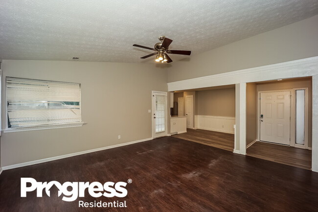 Foto del edificio - 596 Post Oak Rd