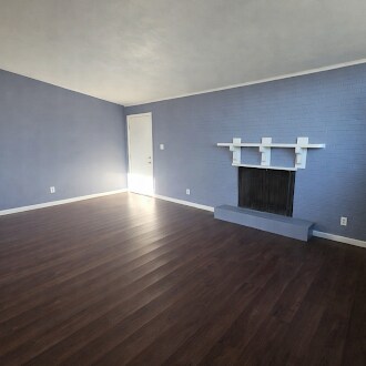 Foto del edificio - Charming 3-Bed, 1-Bath Home in Saint Louis – 8507 Red Fir Drive