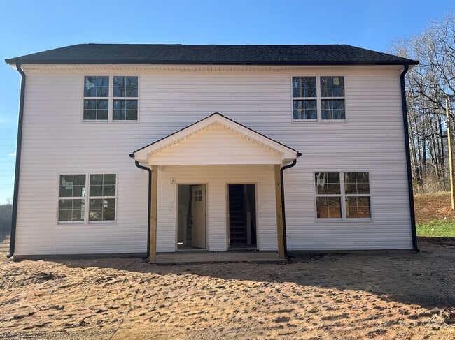 Building Photo - 540-542 Wallburg-High Point Rd