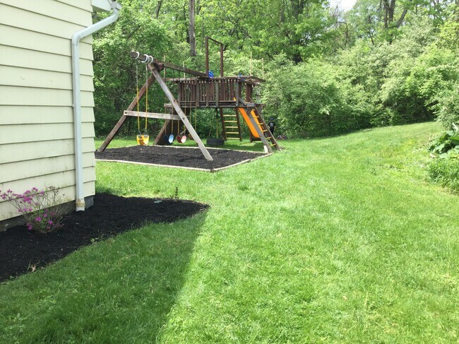 Photo - 3051 Westwood Northern Blvd House