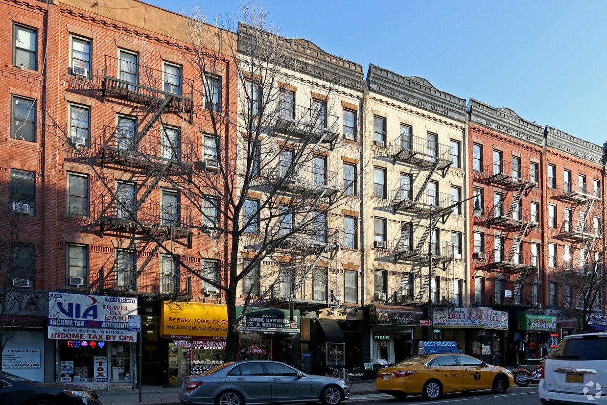 Building Photo - 949 Columbus Ave