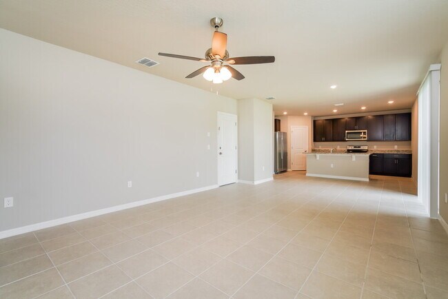 Building Photo - 1022 Oak Vly Dr