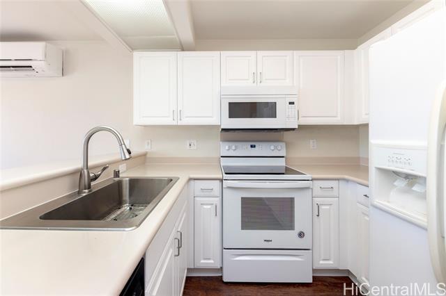 Building Photo - 92-1483-1483 Aliinui Dr
