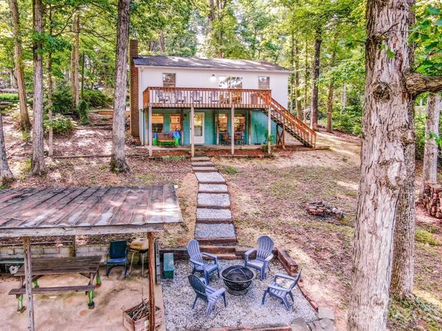 Building Photo - 7118 Beargrass Rd