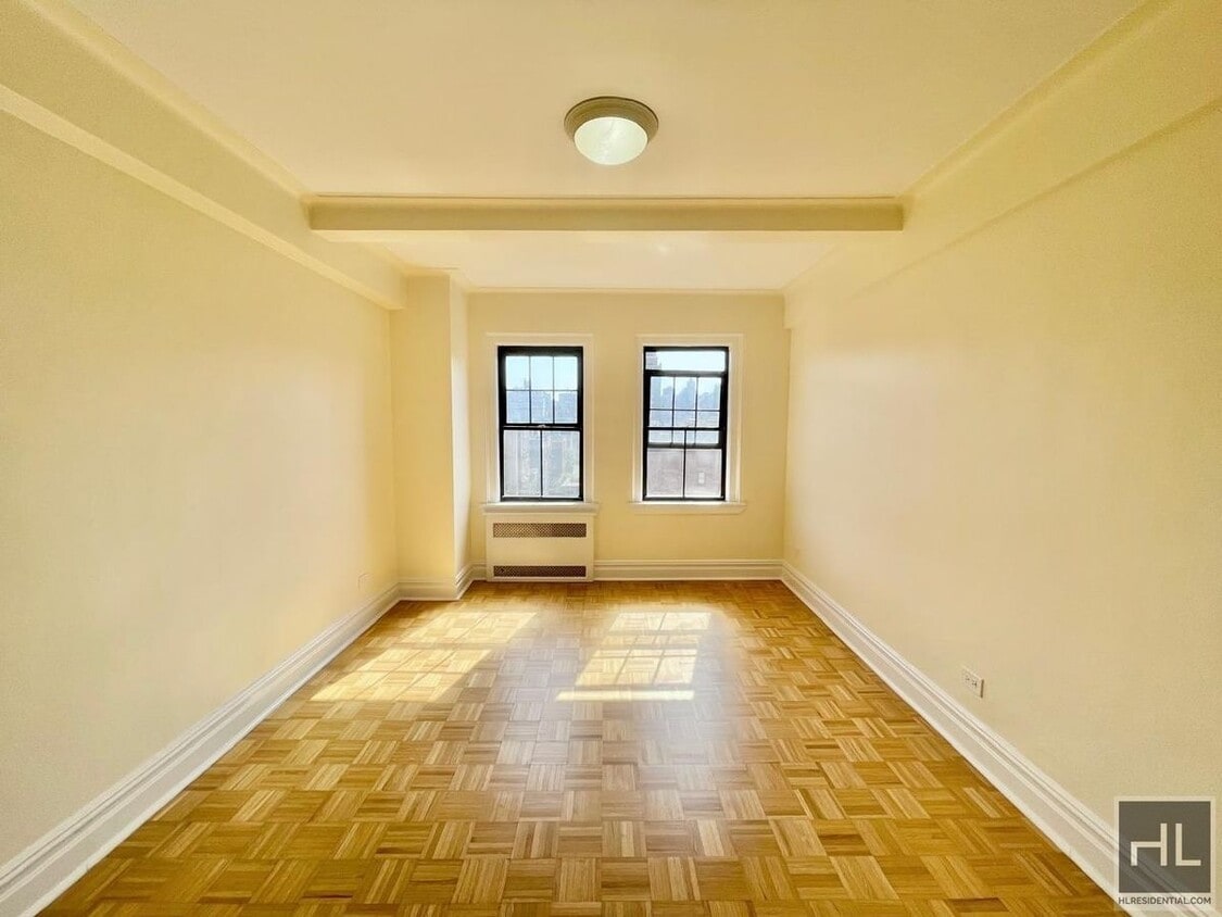Primary Photo - Christopher Street