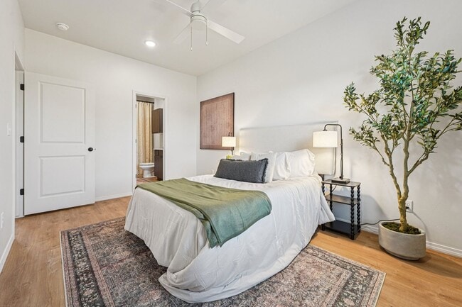 Interior Photo - Glenhaven