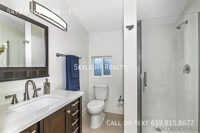 Foto del edificio - 5492 Drover Dr