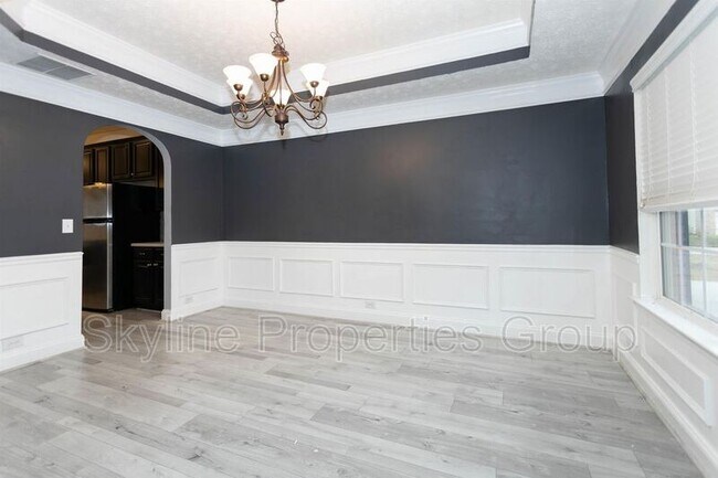Building Photo - 117 Highgrove Pl