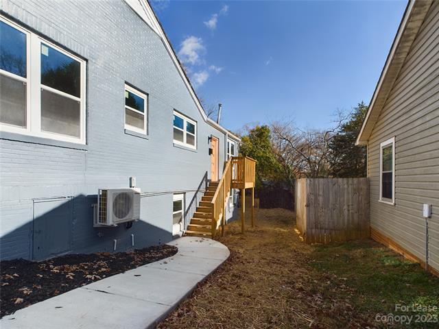 Building Photo - 503 5th St SW