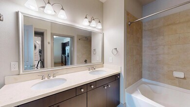 Interior Photo - 13th & Market