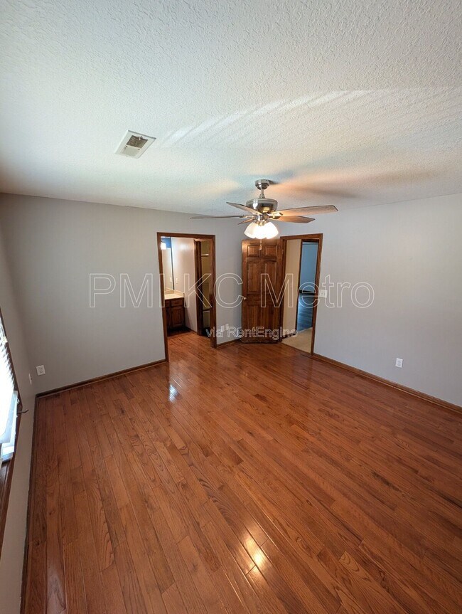 Foto del edificio - 3905 SW 14 St Ct