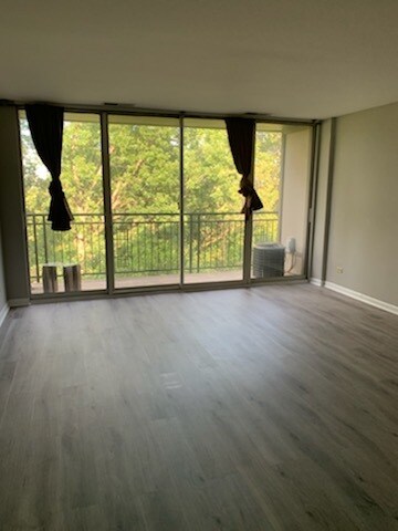 Habitación principal - 5820 Oakwood Dr