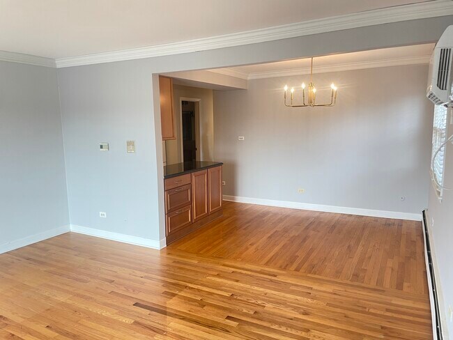 Foto del edificio - 11255 S Roberts Rd
