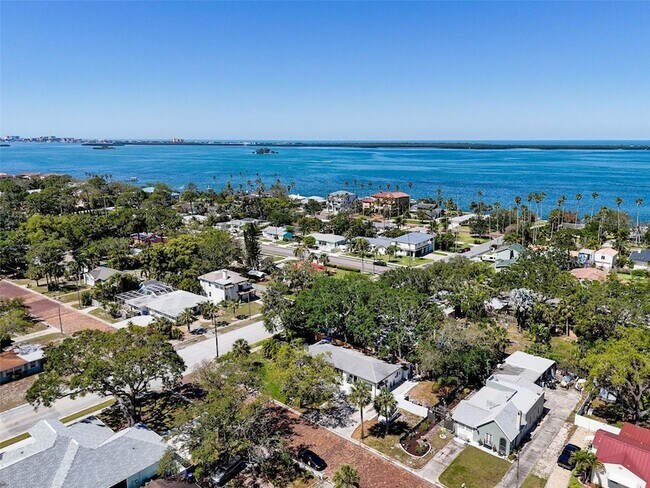 Foto del edificio - 1600 Pasadena Dr