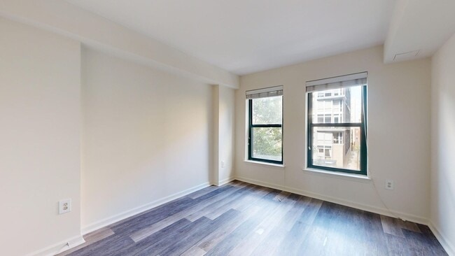 Interior Photo - 1301 Thomas Circle