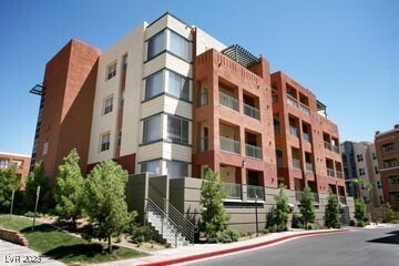 Foto principal - 47 E Agate Ave
