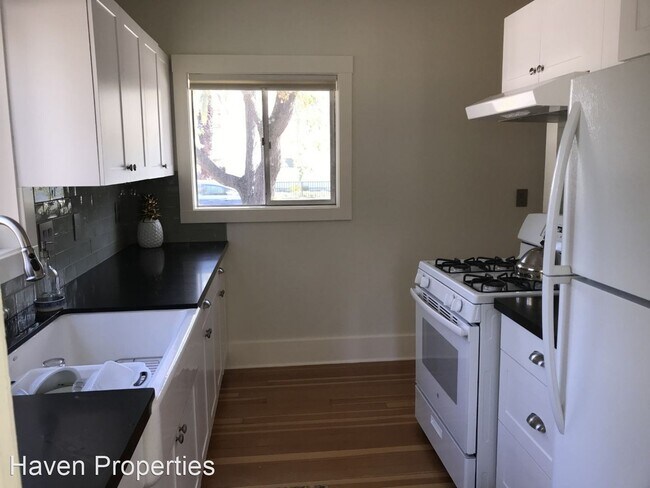 Building Photo - 2 br, 1 bath House - 1450 Marsh St.