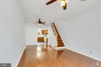 Building Photo - 2503 E Auburn St
