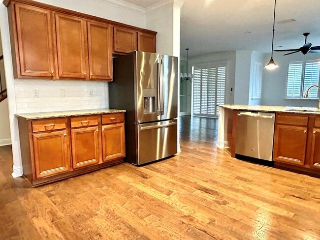 Building Photo - 2024 Foxtail View Ct