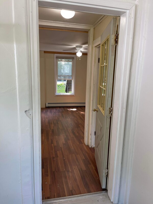 Foto del edificio - 242 Lincoln St