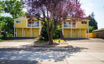 Building Photo - 3510 SE 15th Ave