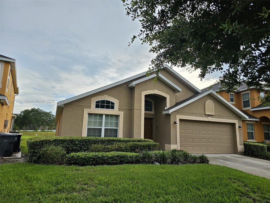 671 Orange Cosmos Blvd, Davenport, FL 33837 House Rental in Davenport