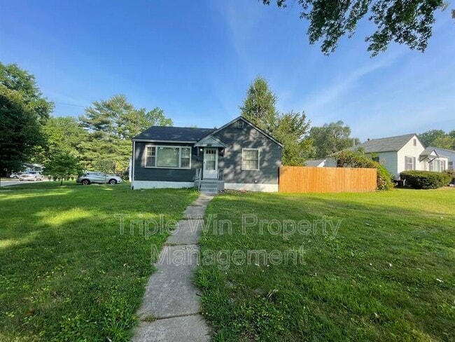 Building Photo - 1901 Eagle Dr