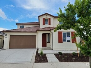 Building Photo - 1585 Osborn Dr
