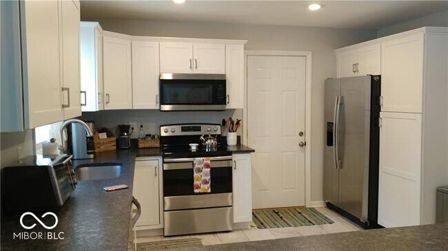 Foto del edificio - 10239 Orchard Park Dr W