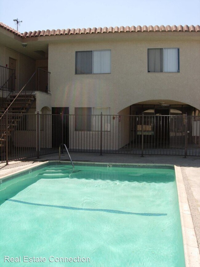 Foto del edificio - 13532 Kornblum Ave.