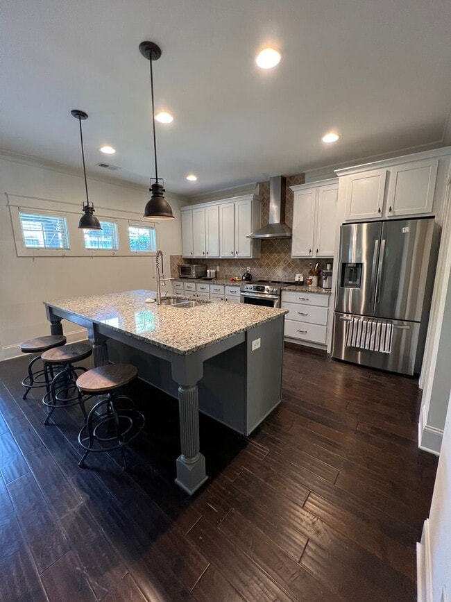 Photo - Off Ogletree House