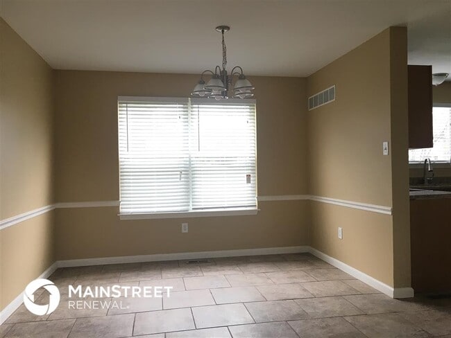 Foto del edificio - 14319 Riverfront Dr