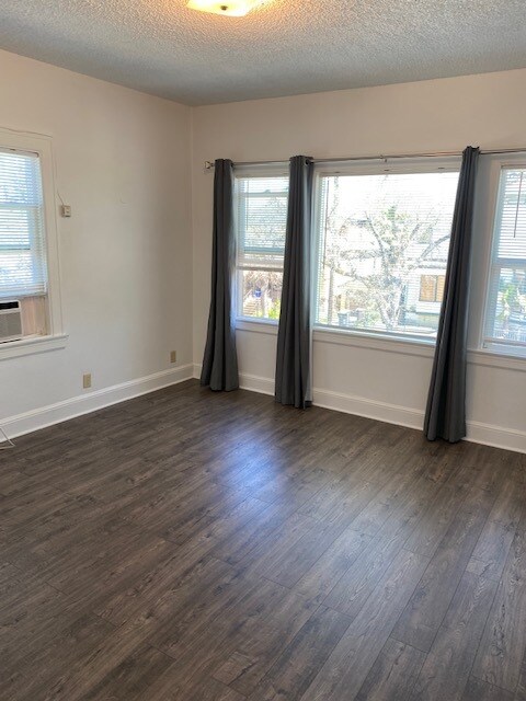 Foto principal - 807 N Madison St
