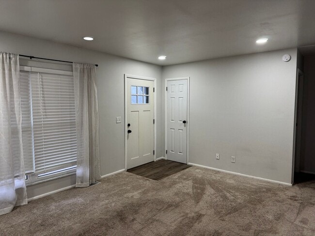 Foto del edificio - 3977 Sparkhill Dr