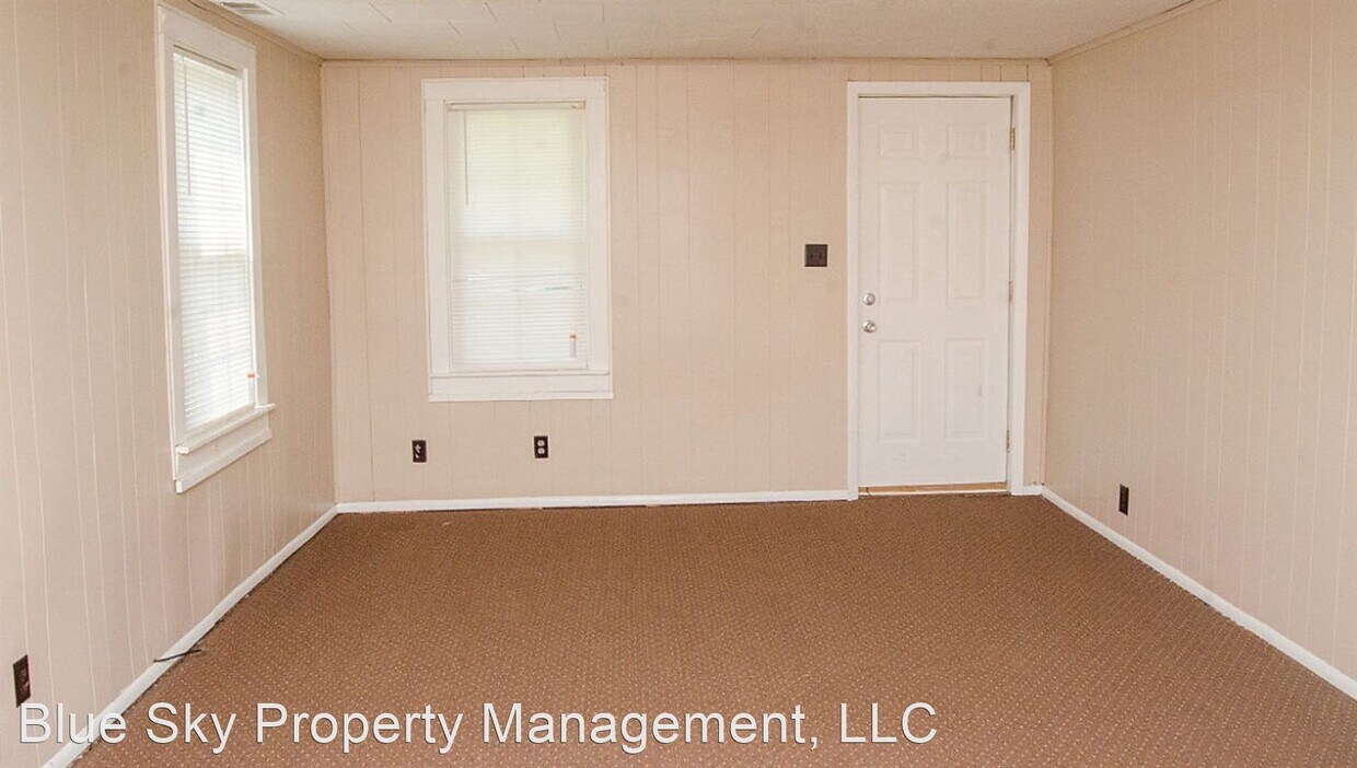 Building Photo - 3 br, 1 bath House - 2100 N Hollywood Ave
