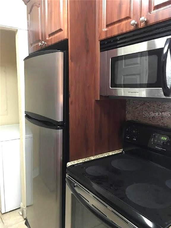 Building Photo - 455 Alt 19