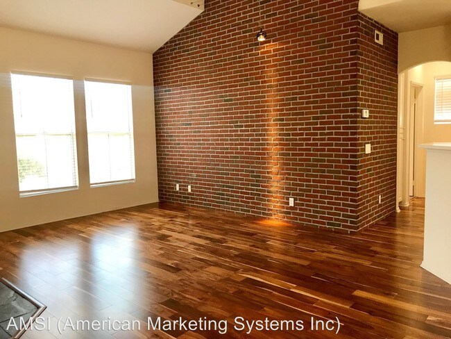 Building Photo - 2 br, 2 bath House - 7571 Hazard Center Drive