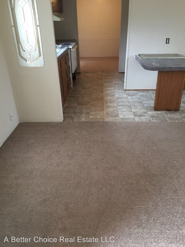 Foto del edificio - 2364 Lakeside Dr