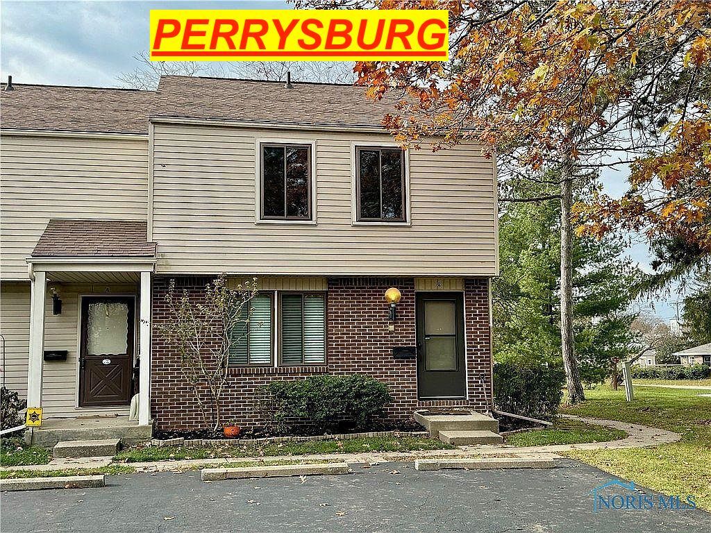 Primary Photo - 2 Meadowbrook Dr