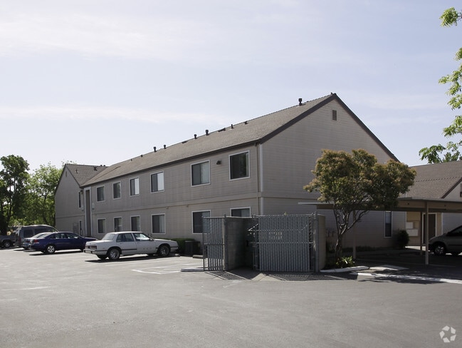 Townhomes For Rent In Woodland Ca 74 Townhouses Apartments Com