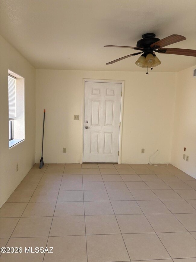 Building Photo - 5068 E Fort Lowell Rd