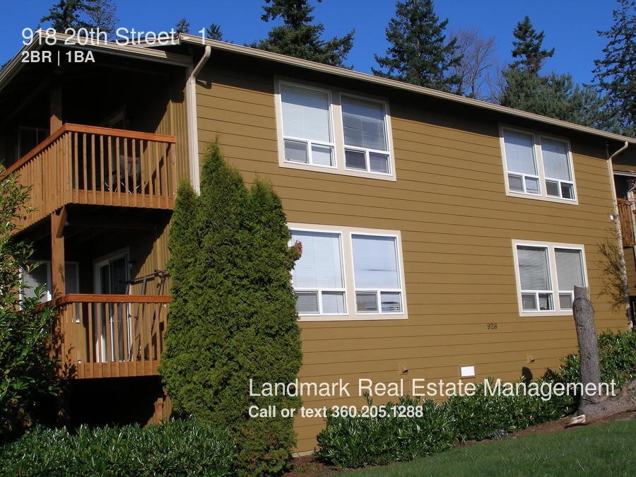918 20th St Unit 1, Bellingham, WA 98225 Apartment for Rent in
