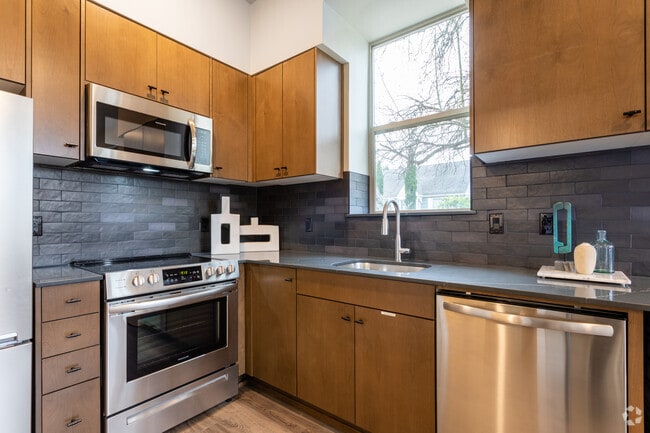 Studio, 1BA - 317 SF - M63